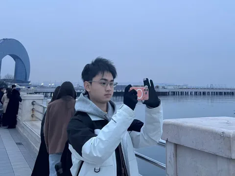 Mingtian Yang portrait
